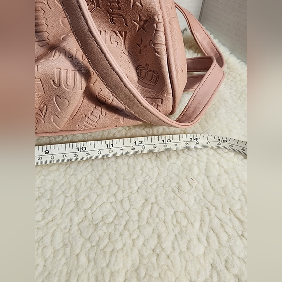 Juicy Couture Pink Taffy Daydreamer satchel. - Picture 11 of 15